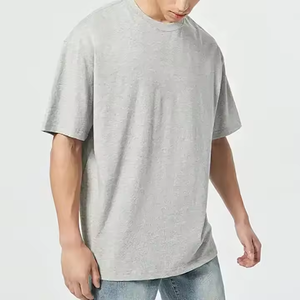 Vente en gros de t-shirt surdimensionné en coton de qualité supérieure pour hommes Hip Hop Chemise respirante à épaules tombantes grande taille avec logo personnalisé - Product Image 6