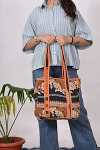 Vintage Cotton Kantha Quilted Shoulder Shopping <b>Bag</b> Hand Printed Jhola <b>Bag</b> Soft Wholesale Vintage <b>Bag</b> - Product Image 2