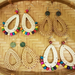 Boucles d'oreilles boho en rotin faites à la main pour femme, accessoires de mode - Product Image 4