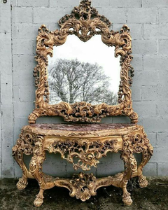 Zamansız Elegance konsol masa: el işi katı ahşap klasik tarzı - Product Image 1