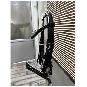 Cuir anglais de haute qualité avec bande de nez verni et rembourrage doux de vache Fabricant de gros indien - Product Image 4