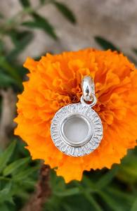 Charme souvenir en argent sterling 925 massif de 2026, rond de 10 mm, avec sertissage en forme de panier, pour la fabrication de bijoux par les fournisseurs - Product Image 4