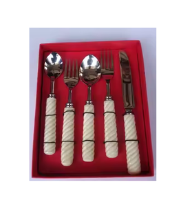 Cuillère élégante en acier inoxydable 5 pièces Couverts parfaits pour ustensiles de cuisine et accessoires de vaisselle - Product Image 2