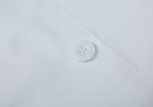 Uniforme à manches courtes de haute qualité avec logo personnalisé pour le personnel d'entretien hôtelier unisexe pour hommes et femmes en polyester/coton - Product Image 2