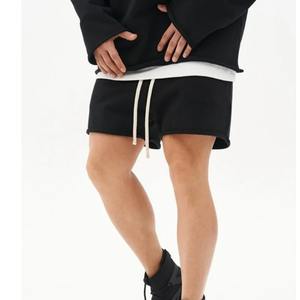 Pantalones cortos deportivos de algodón para hombre para gimnasio Fitness pantalón de jogging informal sólido con técnicas teñidas lisas ecológicas - Product Image 5