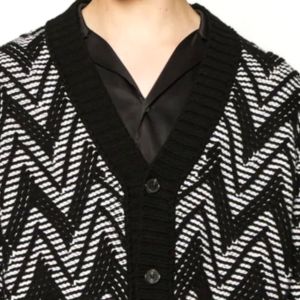 Top vente unisexe câble tricot Cardigan chaud élégant col en v pull bouton multicolore impression décontracté hiver porter avant broderie - Product Image 2