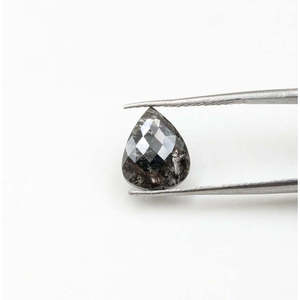Diamant naturel pour la fabrication de bijoux, taille sel et poivre, 8,6 x 10,6 mm, forme goutte d'eau et poire, clarté VS2 avec certificat IGI - Product Image 3