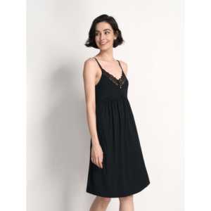 ชุดนอนผ้าซาตินลูกไม้ลายสวยหรูสำหรับผู้หญิง พร้อมเสื้อคลุมผ้าซาตินสำหรับฤดูร้อน ระบายอากาศได้ดี เซ็กซี่ ผลิตตามแบบ ODM ผ้าโมดอล - Product Image 3