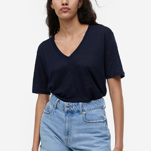 แขนสั้นพิมพ์โลโก้สำหรับผู้หญิงเซ็กซี่สีเขียวเข้ม - Product Image 1