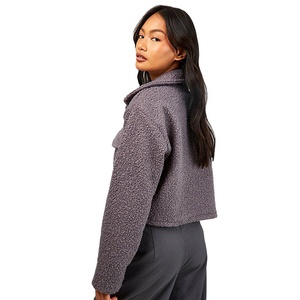 Vestes pour femmes respirantes de haute qualité, design personnalisé OEM, très vendues, unies, pour l'hiver, avec fermeture éclair intégrale et deux poches - Product Image 6