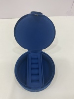 Organizador de Joyas de Terciopelo y Madera de Lujo, Bordado a Mano con Cuentas, Color, Tamaño y Logotipo Personalizables, Capacidad de Almacenamiento de 0-1L, Gran Venta
