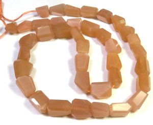8-13mm Natural melocotón piedra lunar cuentas facetadas 16 "Strand Nugget Tumble Beads Material de piedras preciosas - Product Image 6