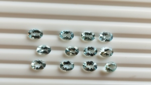 พลอยสีฟ้า6X4mm เหลี่ยมเพชรพลอยธรรมชาติทรงรีได้รับการรับรองจากผู้ขายอินเดีย - Product Image 2