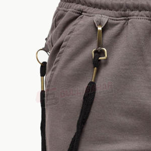 กางเกงขาสั้นผ้าโพลีเอสเตอร์สำหรับผู้ชายผ้าคอตตอนโพลีเอสเตอร์แห้งเร็วออกแบบโลโก้ได้ตามต้องการ - Product Image 5