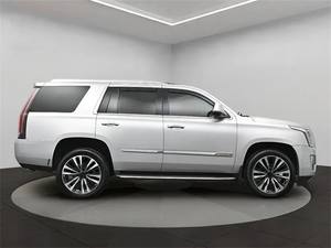 Cadillac Escalade Luxury 2018, Volante a la Izquierda, 7 Plazas, SUV de Alta Potencia - Product Image 2