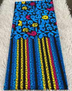 Tissu exclusif à imprimé cire africaine Togo en coton lisse pour vêtements et accessoires personnalisés avec de riches motifs traditionnels - Product Image 2