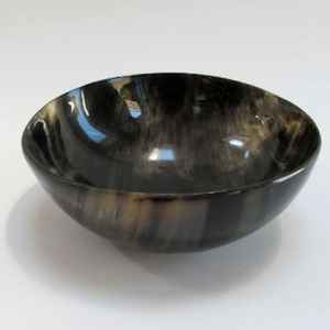 Cuenco para servir ensalada de cuerno de búfalo de buey de diseño Vintage de alta calidad, cuenco de Metal hecho a mano pulido por nuevo fabricante - Product Image 4