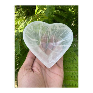 คุณภาพสูง5นิ้วถ้วยคริสตัลรูปหัวใจโมริคโคเซเลไนต์คริสตัลธรรมชาติแกะสลักด้วยมือด้วยมือหินโมรามาตรฐานอื่นๆงานฝีมือคริสตัล - Product Image 3