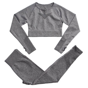 Nuevo Conjunto Deportivo de Yoga para Mujer, Sin Costuras, de 2 Piezas, Transpirable, en Spandex/Poliéster, con Logotipo Personalizado, Servicio OEM/ODM, Venta al Por Mayor - Product Image 2