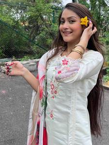 NUEVO SALWAR KAMEEZ DE SEDA CHANDERI, VISCOSE Y RAYÓN, COLOR BLANCO, PARA FIESTAS Y EVENTOS TRADICIONALES - Product Image 6