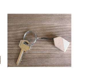 ห่วงโซ่พวงกุญแจไม้ของขวัญพวงกุญแจรูปบ้านสีไม้ธรรมชาติ - Product Image 2