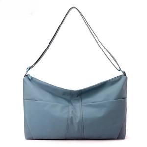 Sac fourre-tout et bandoulière unisexe, tendance, en polyester, motif de fil, imperméable, fermeture éclair, affaires, camping, natation, plage, cyclisme - Product Image 4