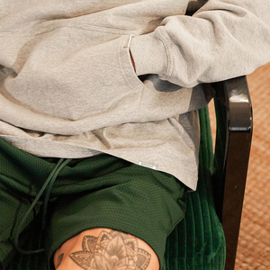 กางเกงขาสั้นตาข่ายไซส์ใหญ่พิเศษของผู้ชายสำหรับใส่ในฤดูร้อนกระเป๋าแบบปิดเอวยางยืดตกแต่งลายโลโก้ได้ตามต้องการ - Product Image 5