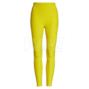 Leggings de yoga personnalisés pour femmes Pantalon unique en polyester et spandex à fermeture élastique et taille moyenne - Product Image 1