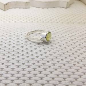 Haute Qualité Péridot Gemstone 925 Bijoux En Argent Sterling Anneaux De Mariage Fine Jewelry 925 Silver Stone Femme 925 Bijoux En Argent - Product Image 1