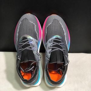 Nuevas Zapatillas Deportivas de Moda Ultraligeras y Transpirables de Carbono para Todas las Estaciones, para Ejercicio al Aire Libre, con Amortiguación, para Primavera e Invierno - Product Image 2