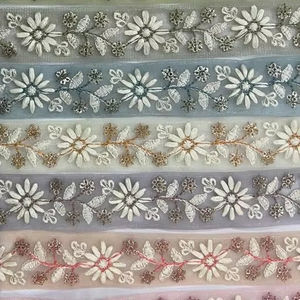 Luxe traditionnel 9 Mtr. Filet papillon en dentelle indienne motif de fleurs 3D colorées brodé sacs classiques simples romantiques - Product Image 4