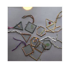 Style Tendance Moderne Exclusif Design Unique Mini Cadre Photo en Verre Pour Prix de Gros Maison & Bureau Décoration et Décoration Murale - Product Image 2