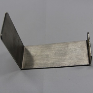 Un fournisseur vietnamien propose des composants de pièces métalliques d'usinage CNC de précision Fabrication de pièces de rechange en acier inoxydable CNC de précision - Product Image 1