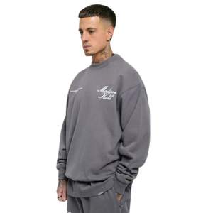 เสื้อสเวตเตอร์คอกลมขนาดใหญ่ลาย Time flies ผ้าคอตตอนผ้าฟลีซสวมใส่สบายสบายสไตล์สตรีทเสื้อมีโครงทนทานทันสมัย - Product Image 3