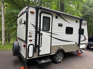 Clean Used 205 Dual Axle Single Axle Travel Trailer Caravans Campers Modern Equipments Available Cheaply Buy Travel Trailer - Product Image 4