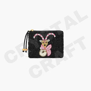 Pochette à monnaie Petit Bisou Portefeuille personnalisé en perles de rocaille Beau cadeau de maman-Design de coeurs pour filles - Product Image 2
