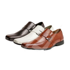 Chaussures de sport classiques pour hommes de luxe en gros, mocassins à bout carré, respirantes, en cuir, légères, pour l'automne, l'hiver et le printemps, pour le bureau - Product Image 1