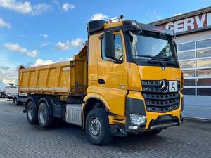 CAMION AUTOCARRO RIBALTABILE USATO MERCEDES-BENZ AROCS 2663 6X4 3 ASSI 188E-2 470CV 47'395KM ANNO 2017 CON TRASMISSIONE AUTOMATICA - Product Image 2
