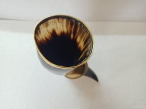 Lampe de sel de style Viking Craft Supply Store sur mesure avec cornes à boire en coquille sculptée sur des supports pour la revente de magasins d'hydromel - Product Image 3