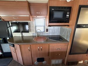 Winnebago View 2-4-M d'occasion de 2012 à vendre - Product Image 5