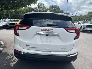 จีเอ็มซี เทอร์เรน เอสแอลที ปี 2023 - Product Image 4