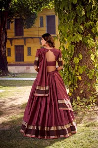 Traje Indio de Algodón Chettinad con Trabajo de Tejido Chex y Zari, Lehenga Choli, Exportador y Proveedor Indio Mundial - Product Image 6