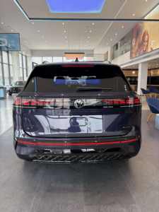 SUV de luxe de taille moyenne à grande, essence, 2026, moteur 2.0L 380 TSI 4WD, boîte de vitesses 7 DCT, sans accident, prêt à être expédié - Product Image 4