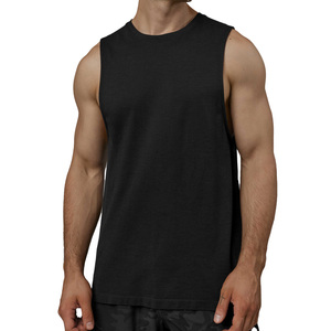 Camiseta sin mangas suave al tacto que absorbe la humedad para hombres, perfecta para correr, trotar o descansar con tecnología de secado rápido - Product Image 4