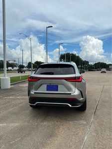 Lexu-s NX350 F SPORT d'occasion propre, année 2022, véhicule utilitaire sport à conduite sportive - Product Image 6