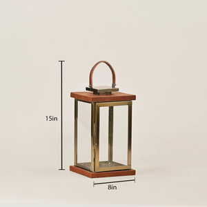 Lanterne traditionnelle en métal pour la décoration intérieure indienne, créant une élégance culturelle et un environnement d'éclairage paisible - Product Image 5