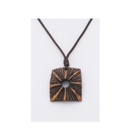 Collares con forro de forma cuadrada para mujer, colgante de cuentas largas de madera, collar llamativo, el mejor regalo