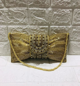 กระเป๋าสะพายคลัทช์สำหรับออกงานแฟชั่นทำมือพร้อมโบว์คริสตัลไรน์สโตนวัสดุซาติน - Product Image 6