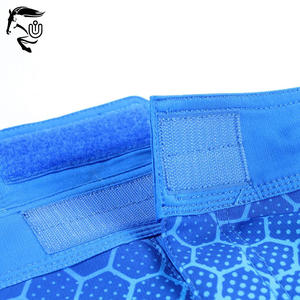 Pantalones cortos MMA con impresión de logotipo personalizado de alta calidad, ropa deportiva profesional de poliéster, servicio OEM al por mayor para artes marciales y boxeo - Product Image 6