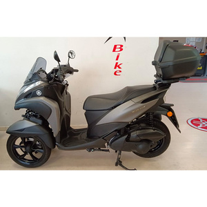 TRICITY 125 con Cilindrata di 150cc - Product Image 3